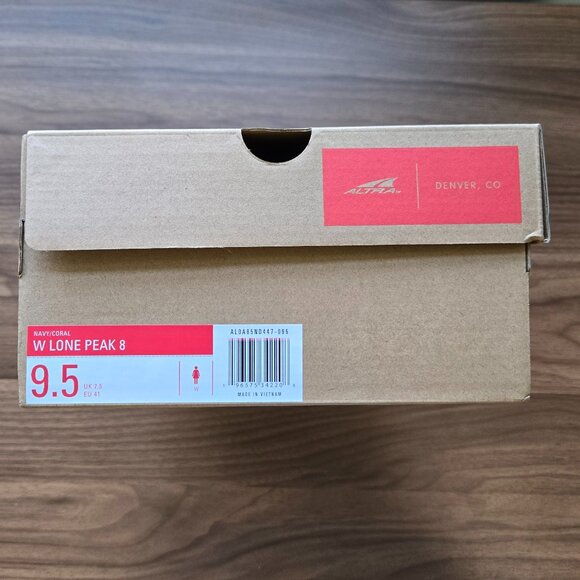 Altra Lone Peak 8, Women's 9.5, Navy/Coral - Picture 8 of 11
